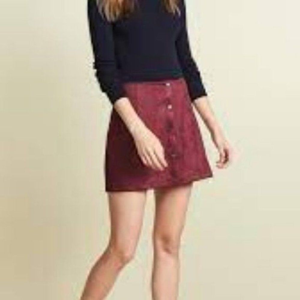 Jack By BB Dakota Burgundy Button Front Mini S